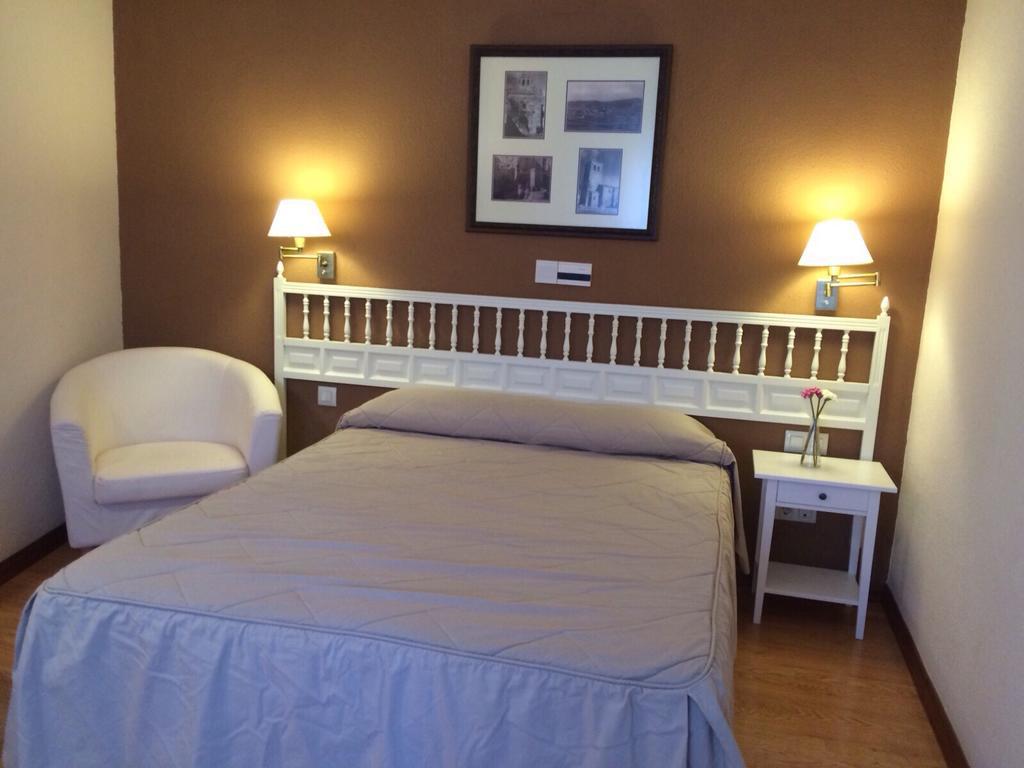 Hotel Rural Mariblanca Sacedon Room photo