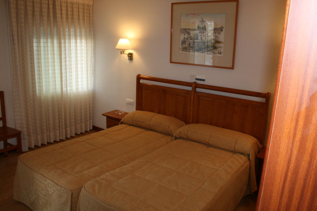 Hotel Rural Mariblanca Sacedon Exterior photo